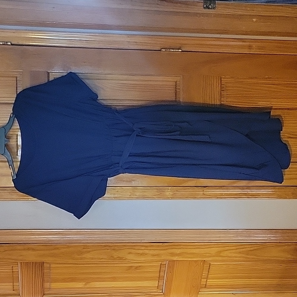 Plus size dark blue dress with belt short sleeve